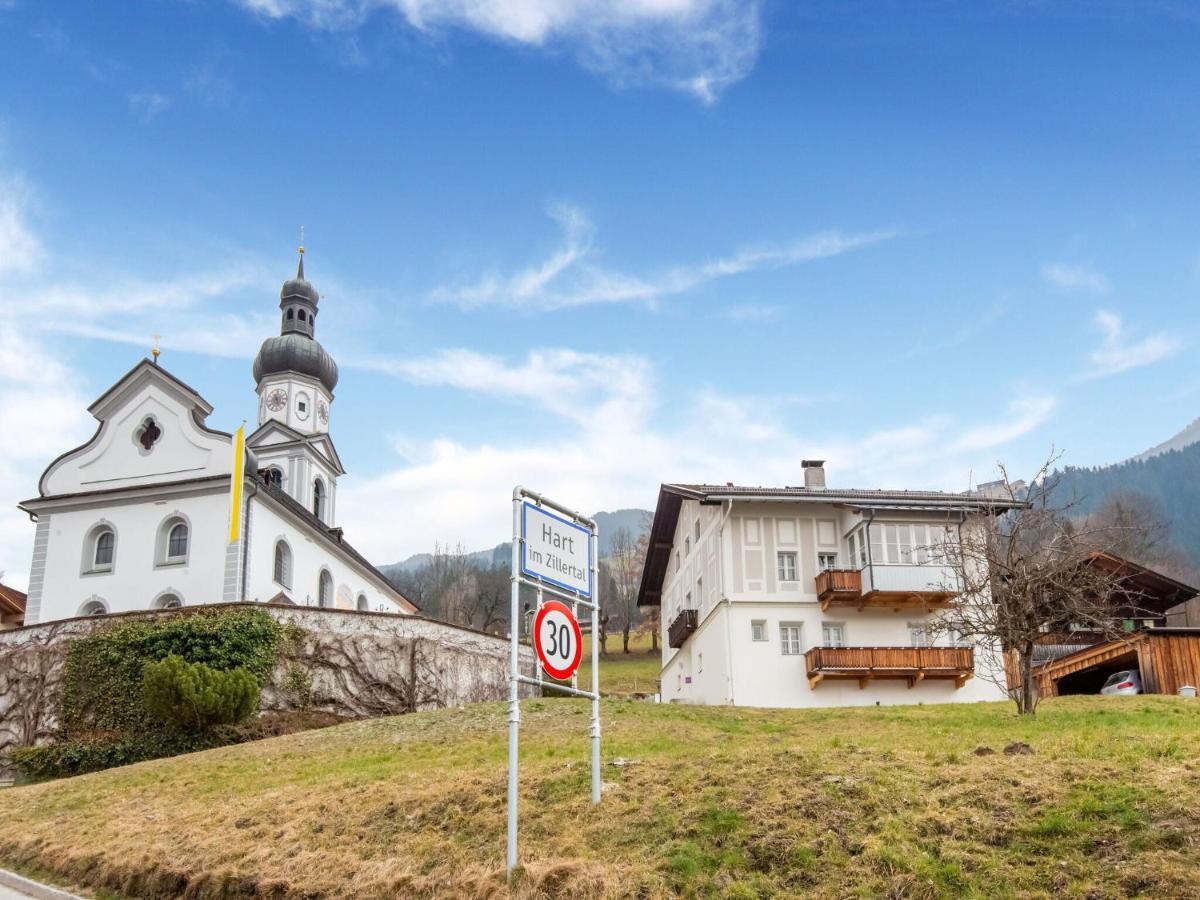 Apartment With Views Over The Zillertal Grosshartberg
